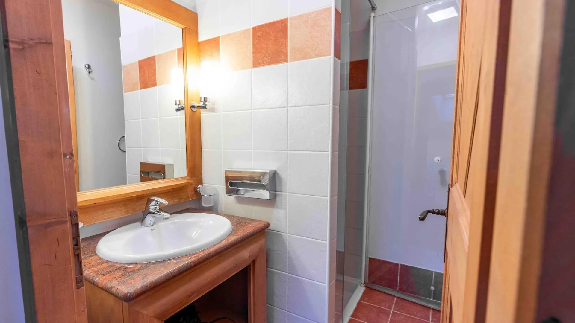 Le Grand Ours - Ski In Ski Out 4 Bed Chalet, Arc 1950 Les Arcs  0*, Les Arcs (Savoie)